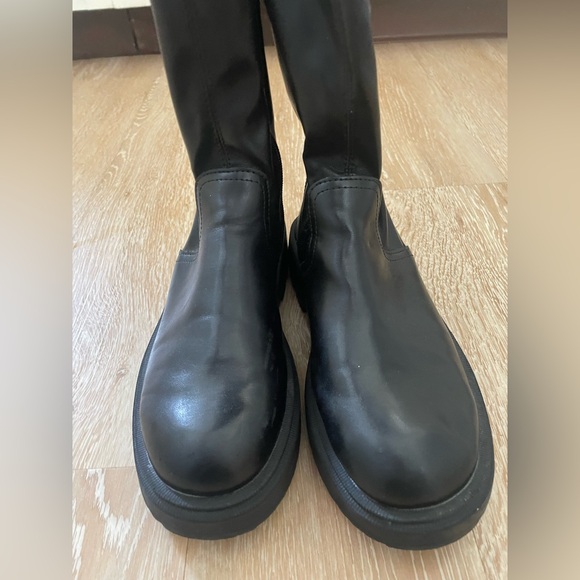 Zara women’s chunky fitted black mid calf lug boots vegan leather; size 36 / 6 - Picture 4 of 6